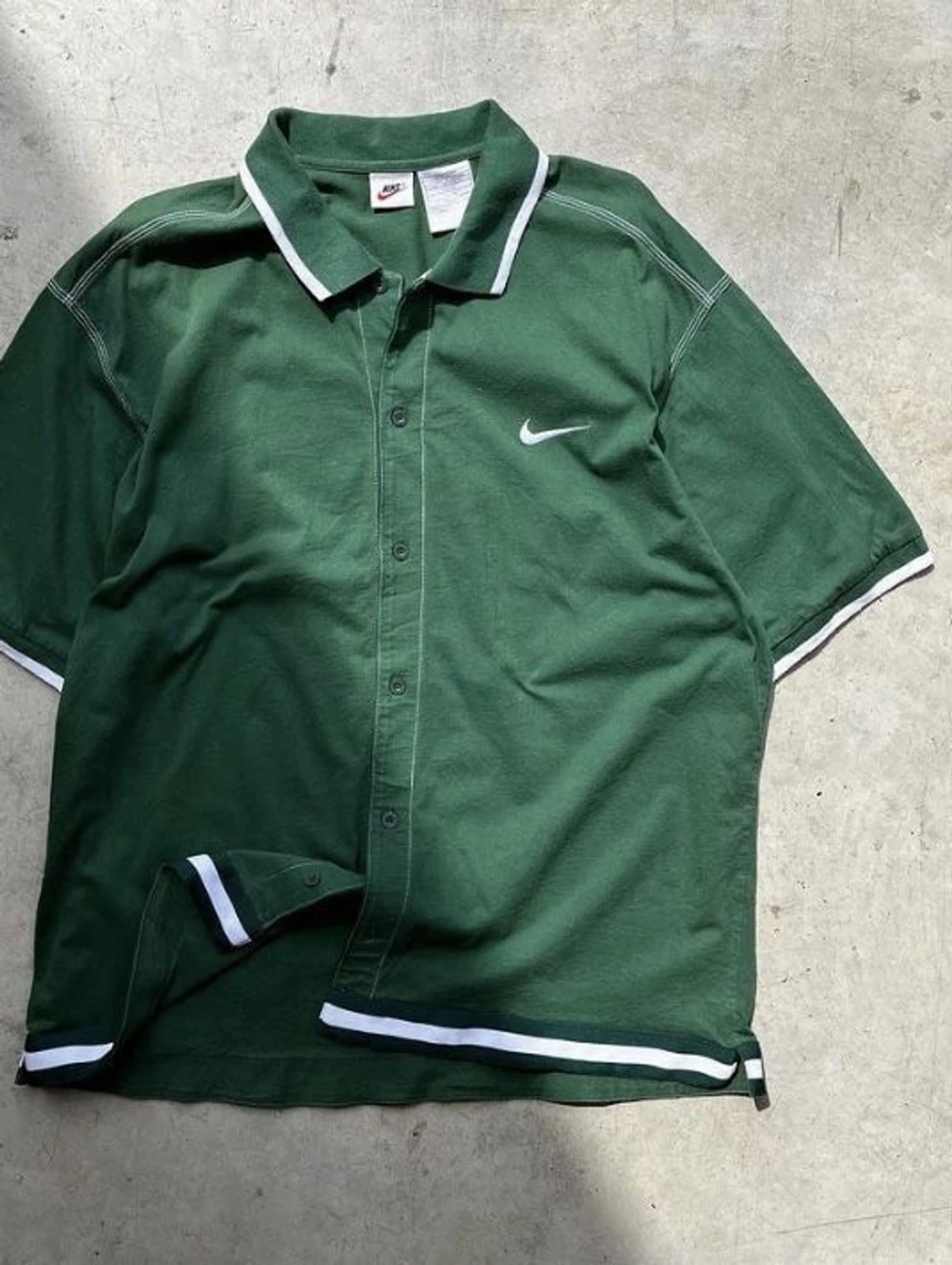 Grön pikéskjorta från Nike