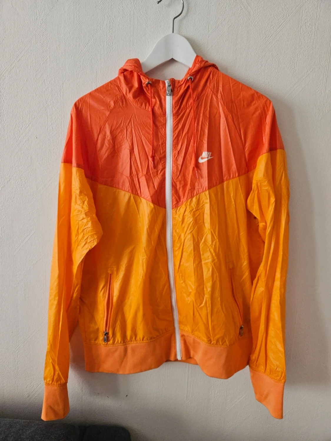 Nike orange och gul vindjacka