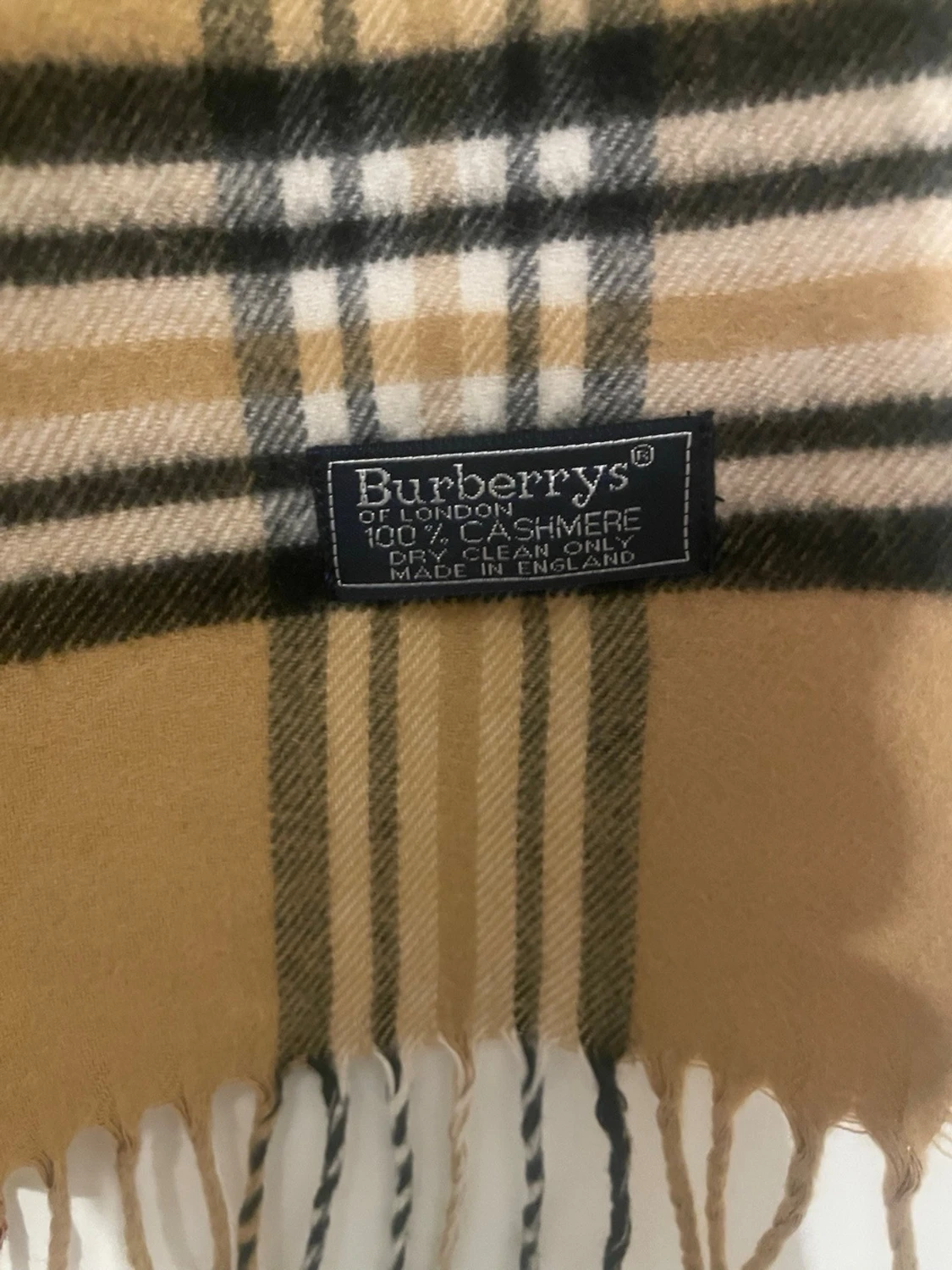  Burberry/scarf - 1