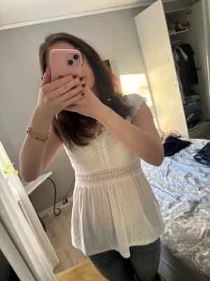 Topp🫰🏻 - En somrig fin topp som är lite längre💕