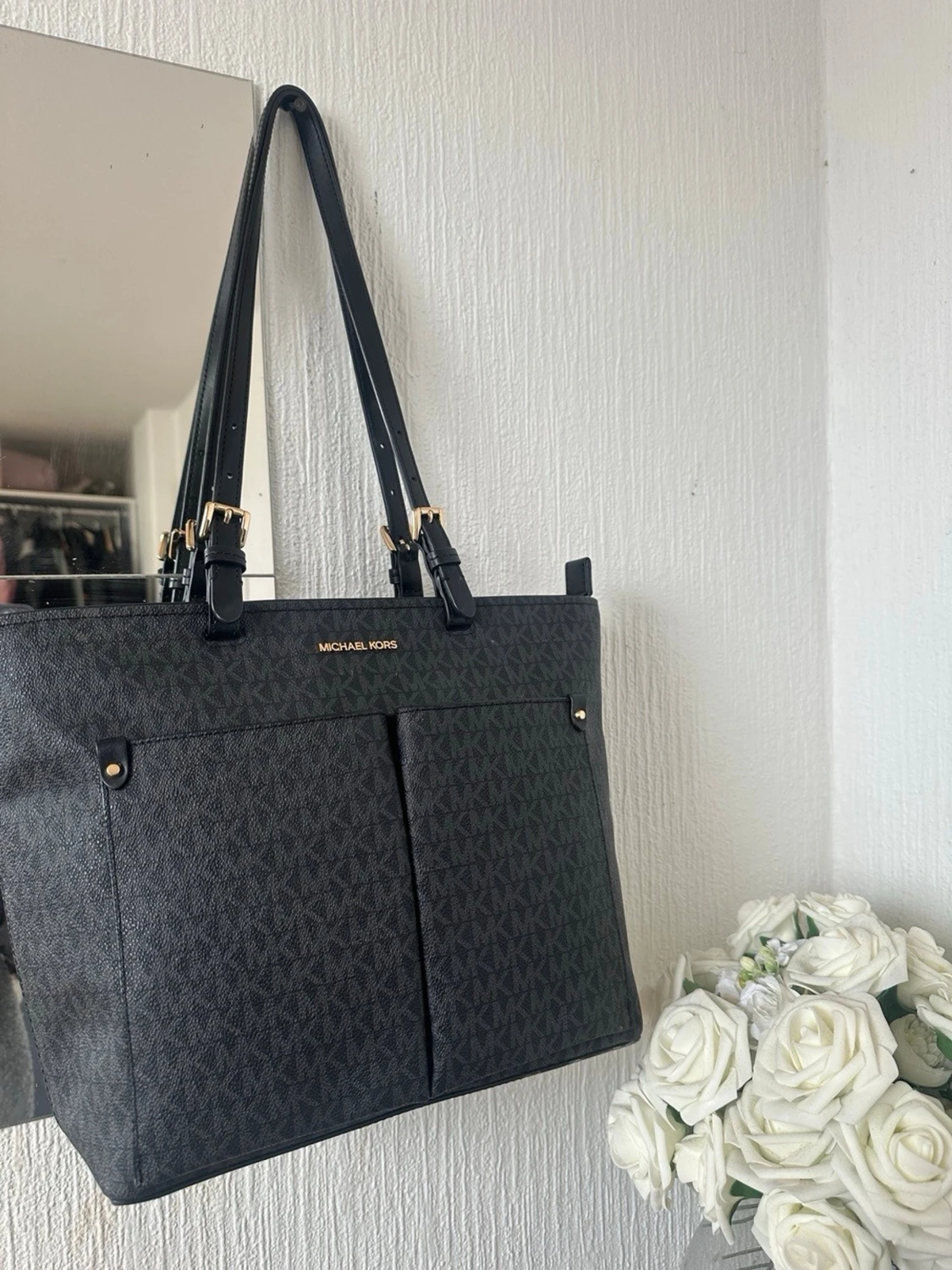 Svart handväska från Michael Kors