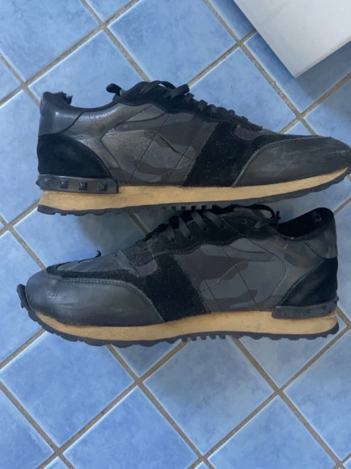 Svarta sneakers från Valentino - 1