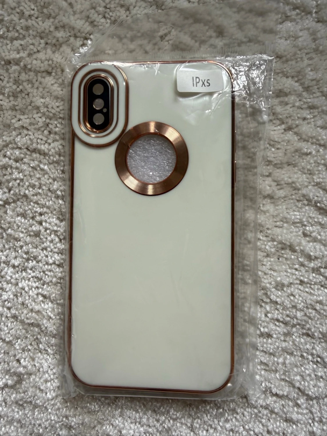 Ljusgrönt mobilskal med gulddetaljer iPhone Xs