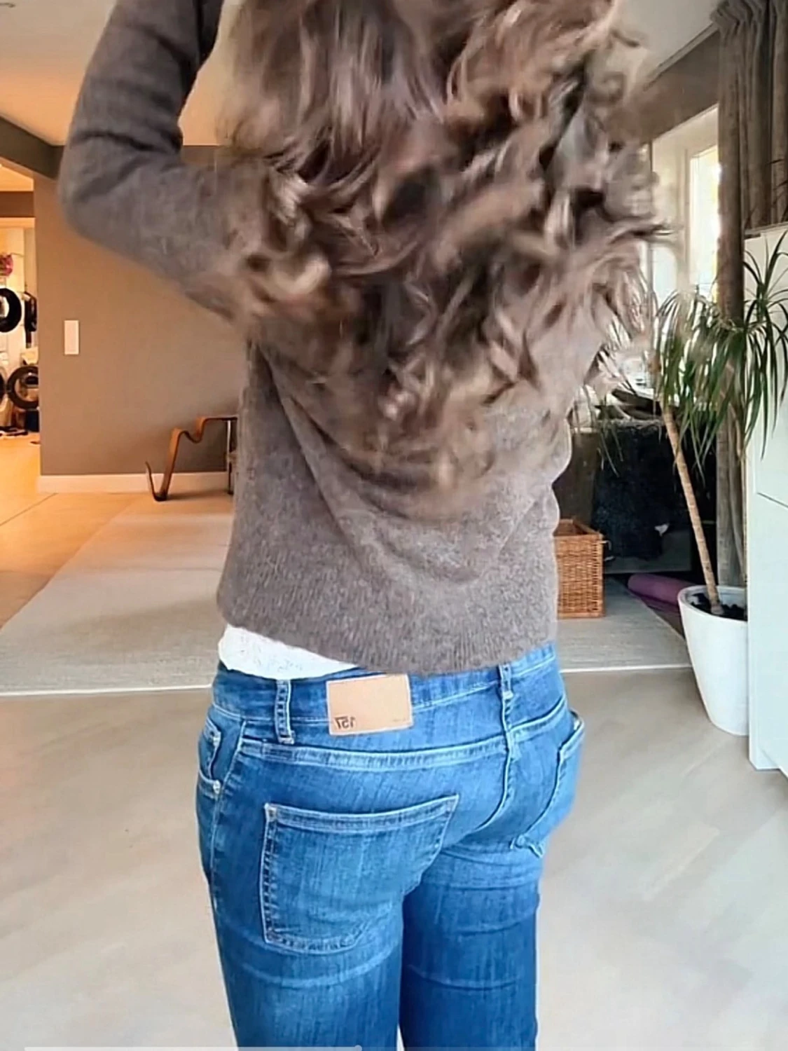 Brun kofta med fickor och knappar - 2