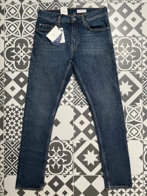 tiger of sweden jeans - Feta tiger of sweden i modellen pistolero med snygg wash helt nya. Inga defekter och det är bara att skriva vid frågor eller mer bilder mvh