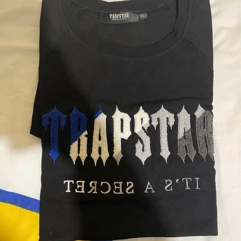 Trapstar T-shirt . T-shirts.