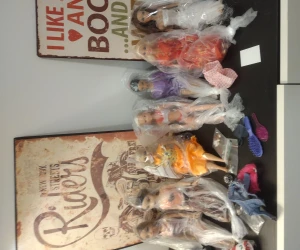 Barbiedocka. - Säljer Barbies styckvis.