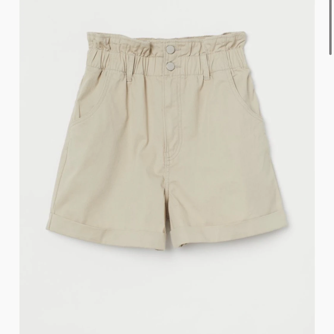 Beigea shorts från hm