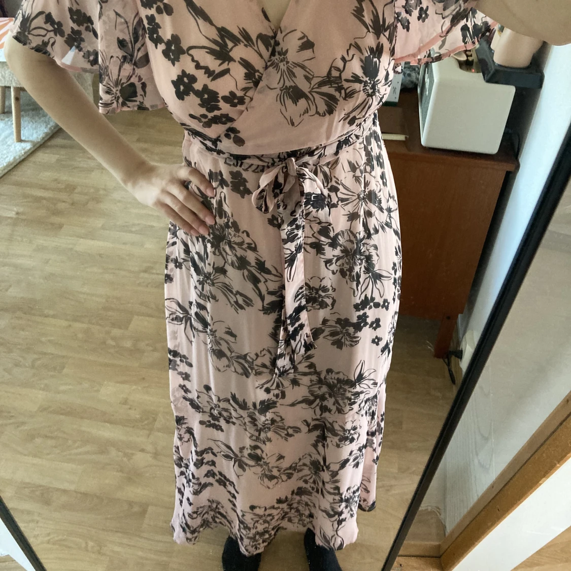 Blommig rosa klänning fr. MQ - 91