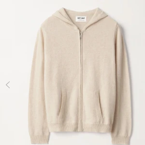 Soft goat hoodie - Fin soft goat hoodie, inga skador eller slitningar. Säljer för 800 kr nypris 1599. 