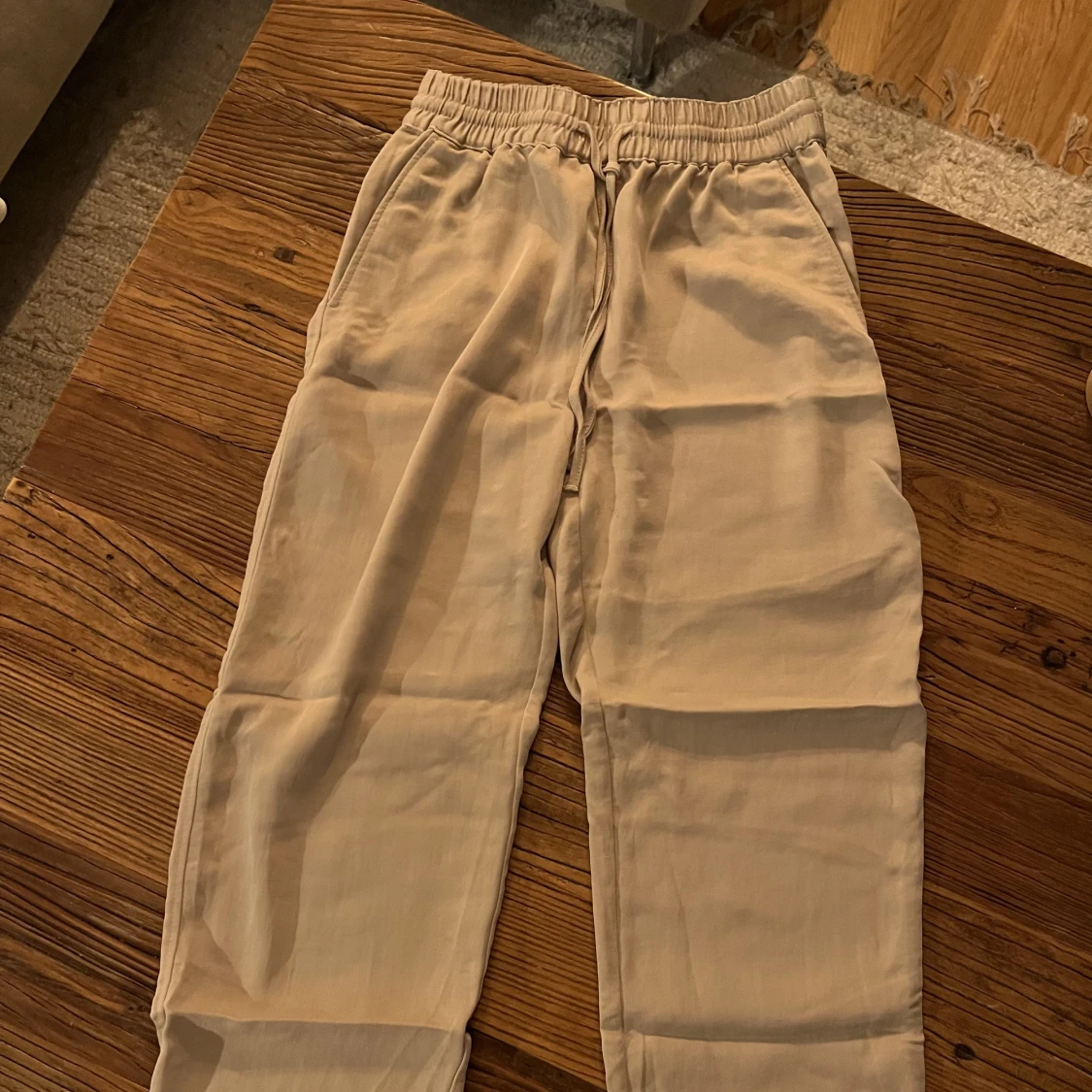 Tunna kostymbyxor - 90