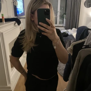 Stickad tshirt - från hm, skön