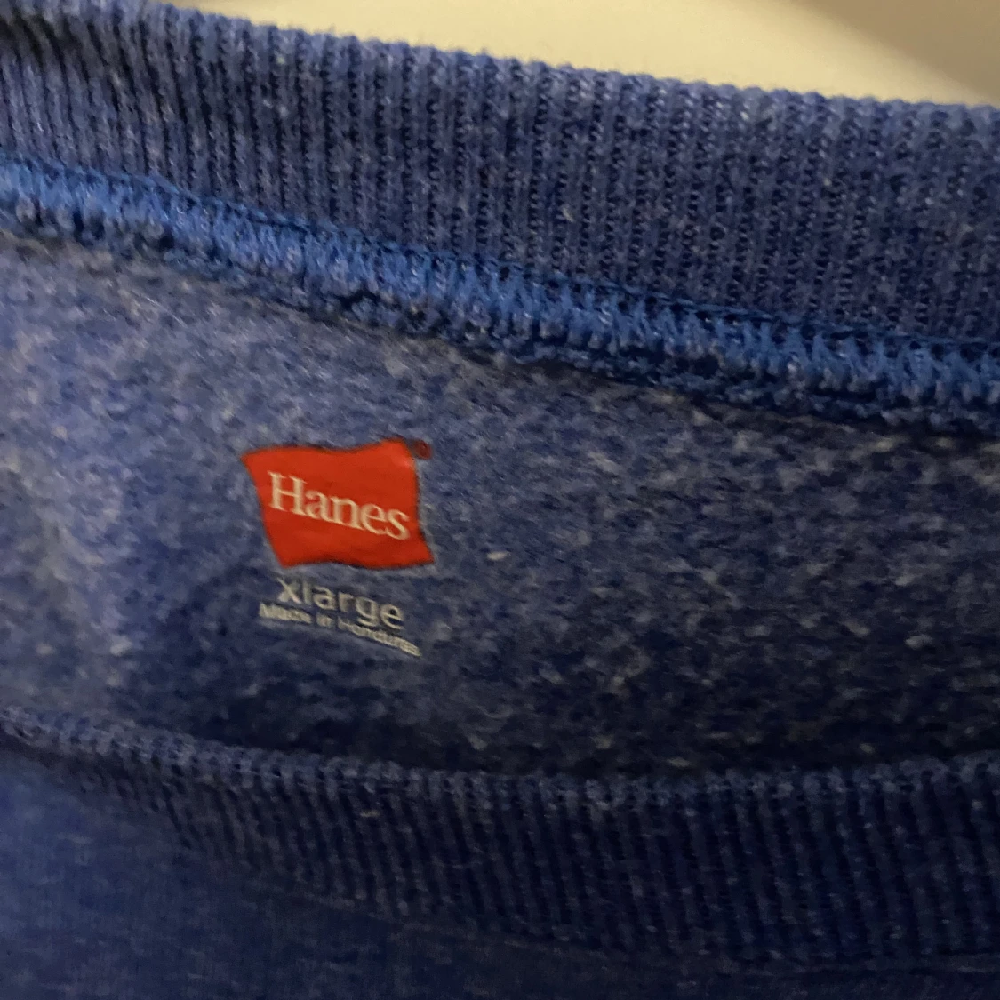 Blå tjocktröja - 90