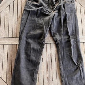 Pierre cardin straight fit jeans - Rezised  from 36 weist to 32. 