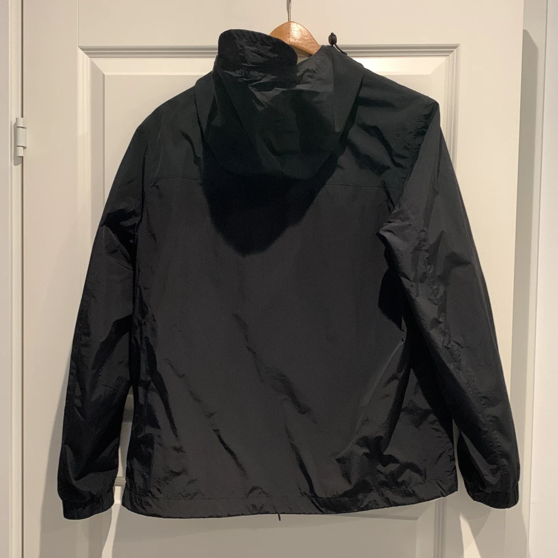 Vindjacka med luva - 90