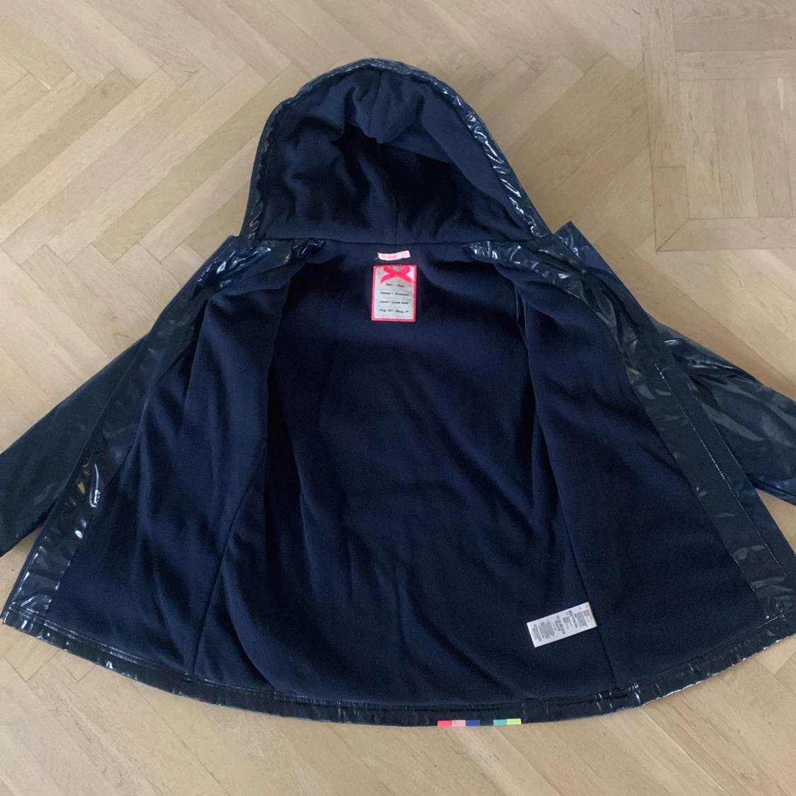 Flisfodrad regnjacka (märke billieblush)