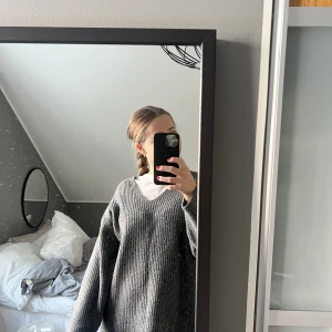 Stickad klänning - Stickad klänning från HM, storlek S