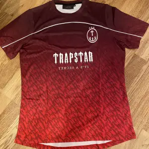 Helt ny trapstar t-shirt i strl M. Slutsåld på trapstars egna hemsida 