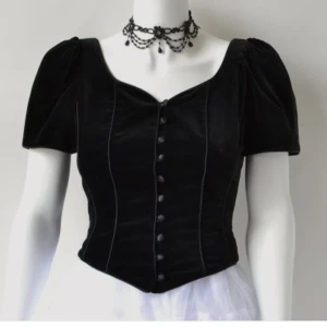 Laura Ashley köpte på secondhand marknad i London  - Bra skick, aldrig använt av mig då det ej passar och har aldrig gjort det lol. 