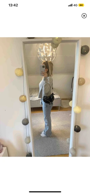 Svart väska - Svart handväska från Gina 