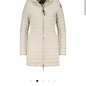 Para jumper jacka - En fin biege para jumperjacka modellen Irene köpt för 1år sen för 4800 Pris kan diskuteras