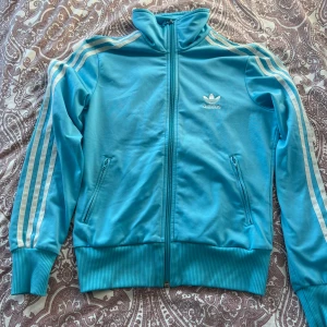 Adidas kofta - Pris kan diskuteras!! 