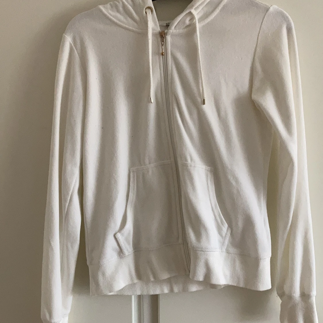 Vit velor tröja st M