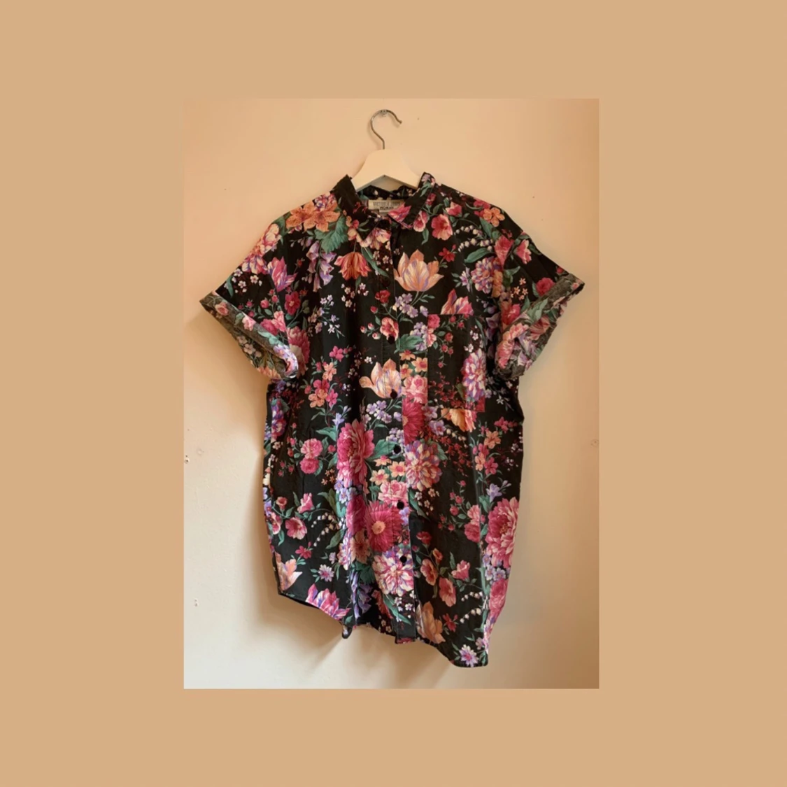 Vintage Floral Short Sleeve Button Down - 90