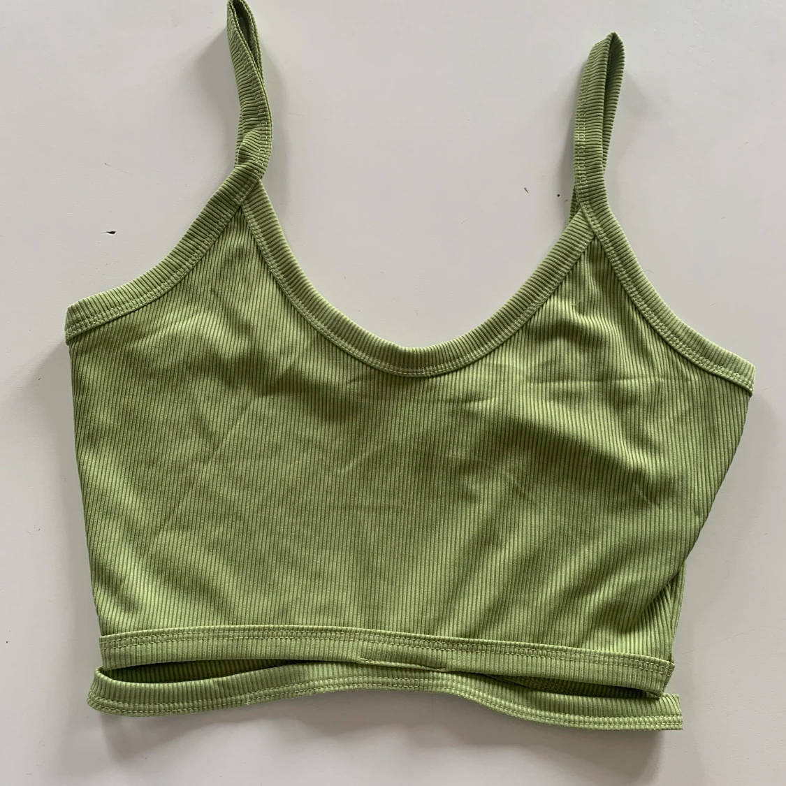 Grönt linne med hål  - 90