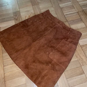 Mocka kjol - Söt kjol o mocka. 