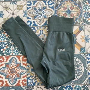 ICIW tights - sköna och fina träningstights från ICIW,  använda en gång 