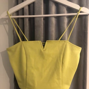 Fest topp - Bikbok, xs