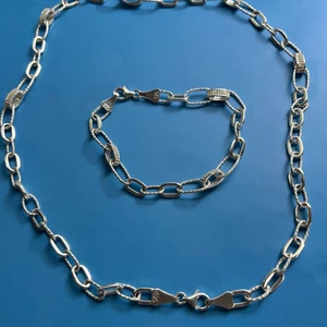 Silverkedja och armband  - Äkta silver med stämpel 925 på Mer information bara skriv! 