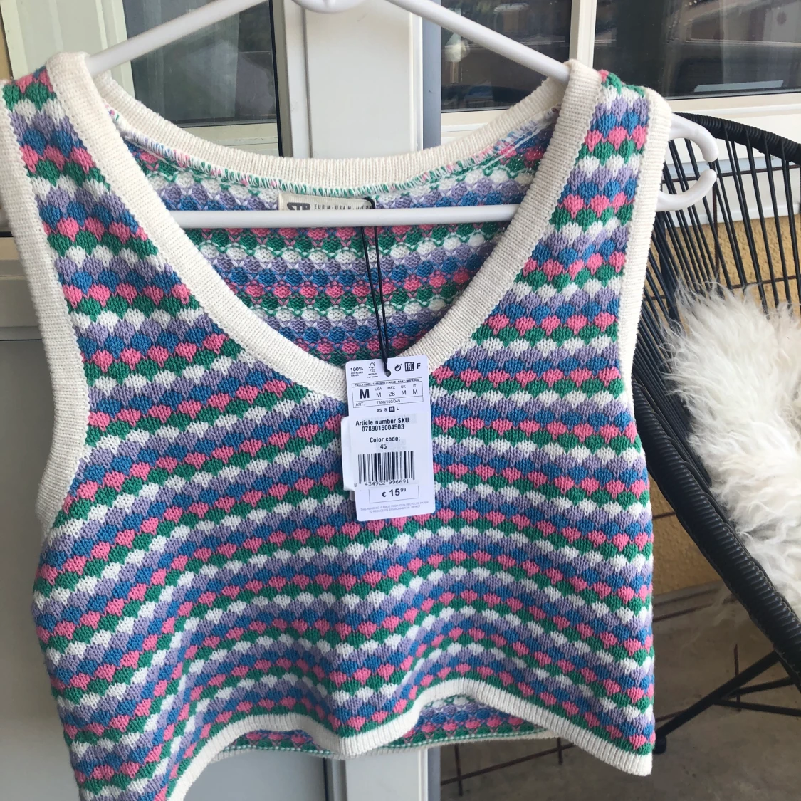 Stickad topp, strl M