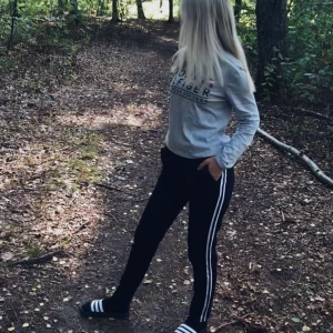 Byxor Garcia - Snygga byxor från Garcia i storlek 164 (passar XS). Säljes för 80kr + frakt. 🤍