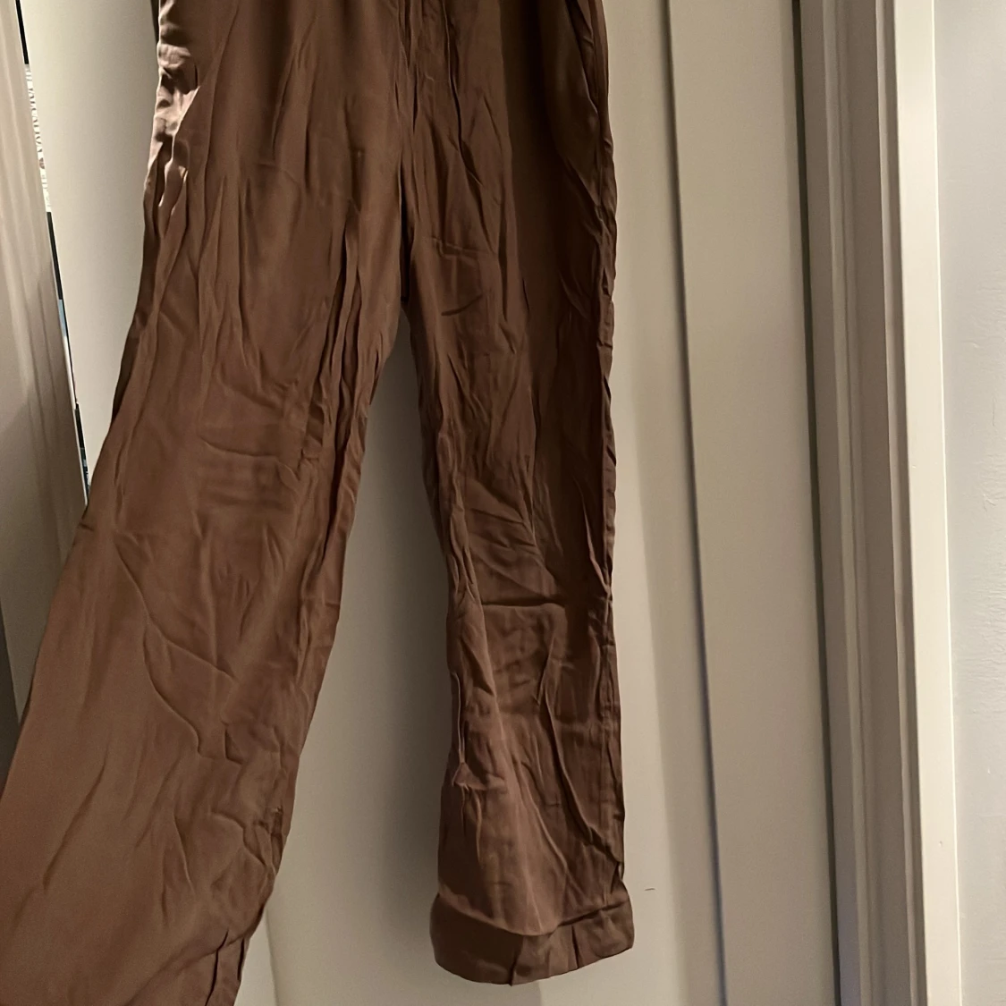 Brun/beiga linnebyxor  - 91
