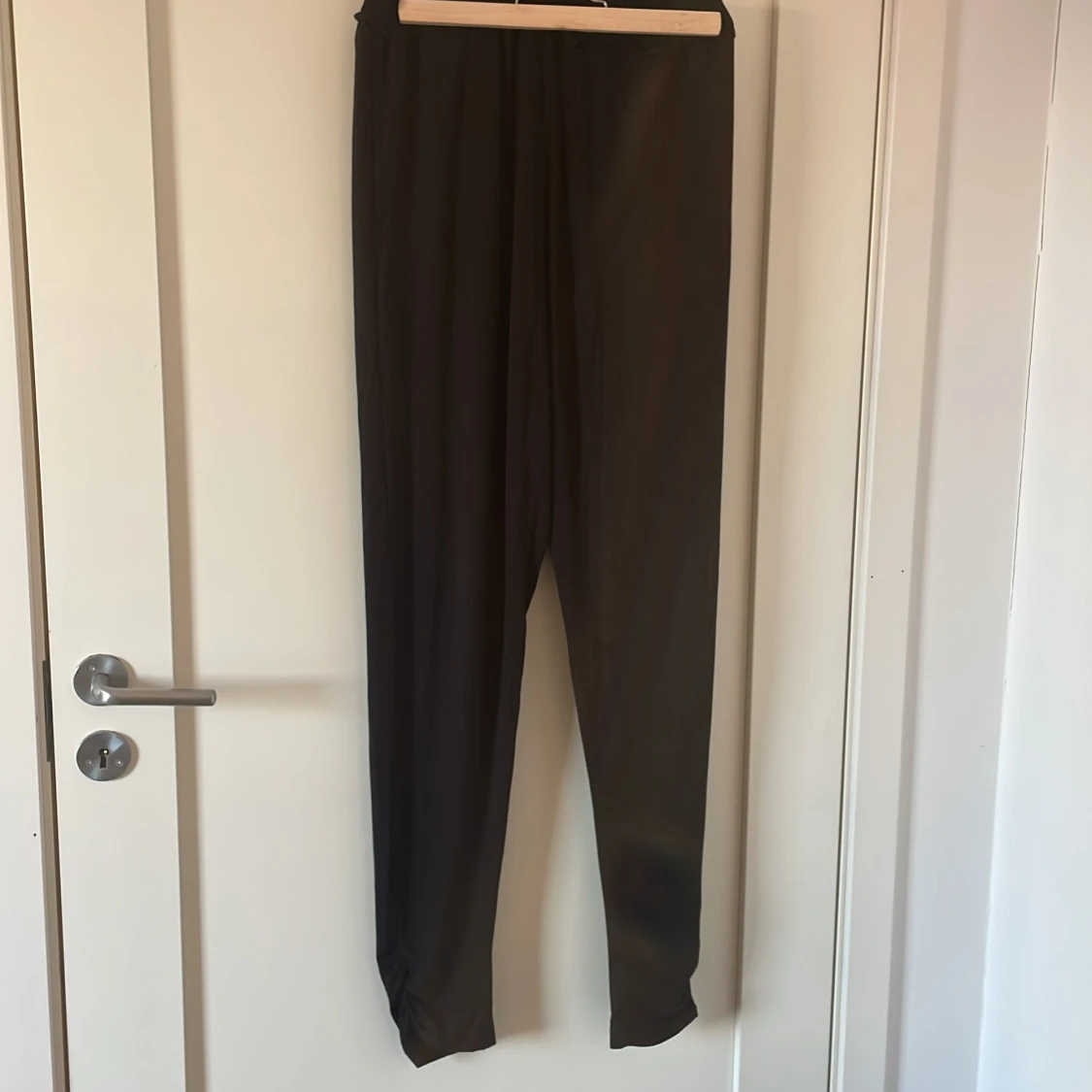 Svarta byxor från pomp de lux