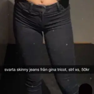 svarta skinny jeans