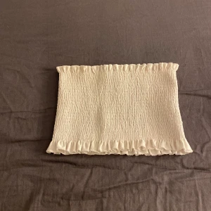 beige tubtopp - beige tubtopp! bra skick.