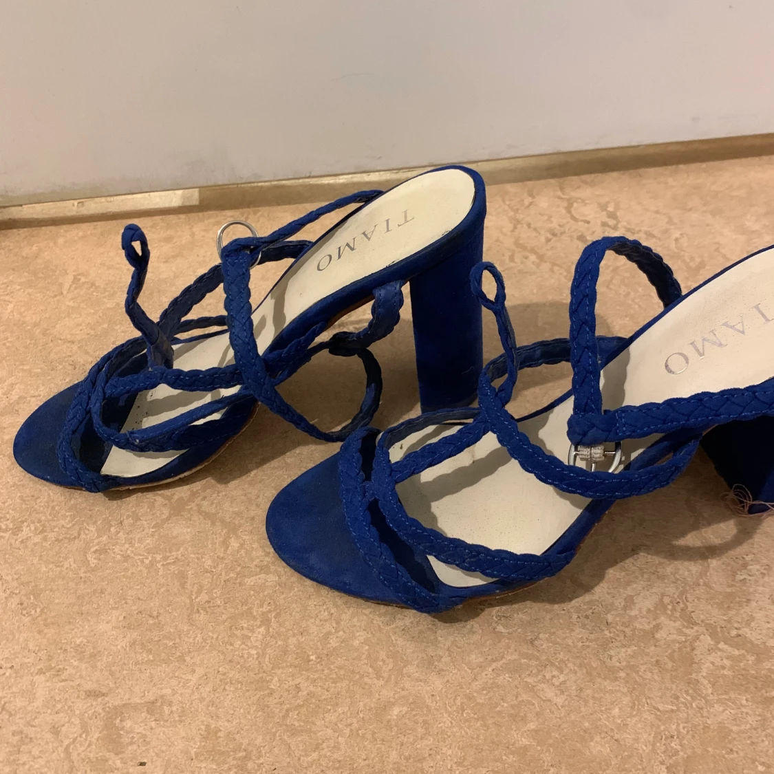 Blåa klackskor - 91