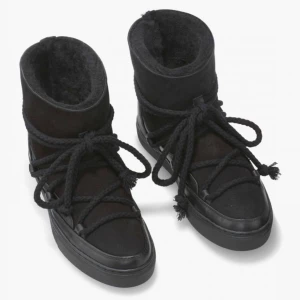 Inuikii  - intressekoll på min inuikii skor. Köpta för ca 1 månad sedan och knappt använda. nypris 2600, pris diskuteras 