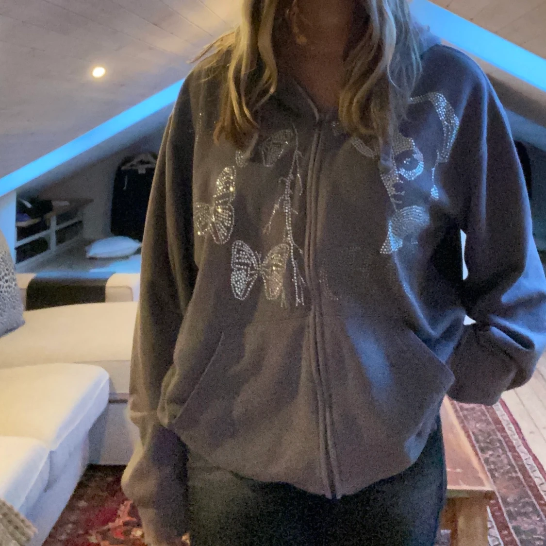 Rhinstone hoodie  - 91