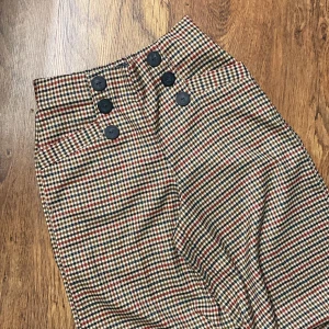 Zara pants - Högmidjade byxor, perfekt skick! 