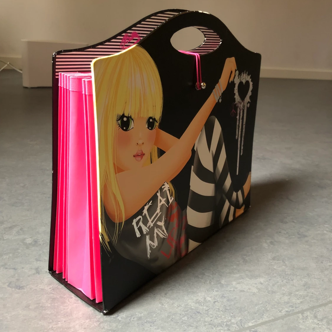 Top Model mapp med handtag  - 90