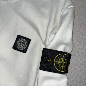 Stone island  - Fint skick. Äkta, dam, storlek s