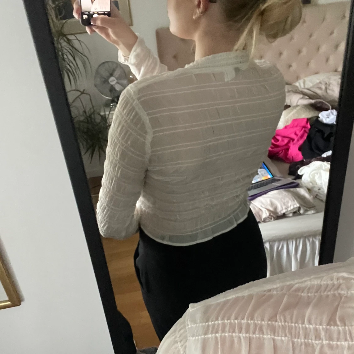 Vit genomskinlig tröja från H&M strlk M - 90