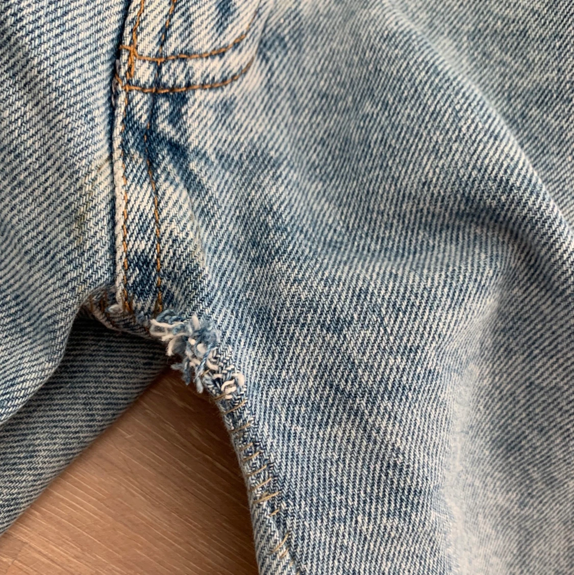 Ljusa jeans midwaist - 91