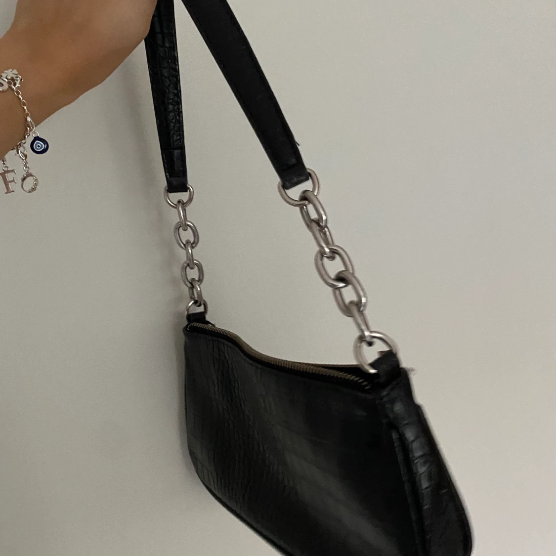 Svart väska - 90