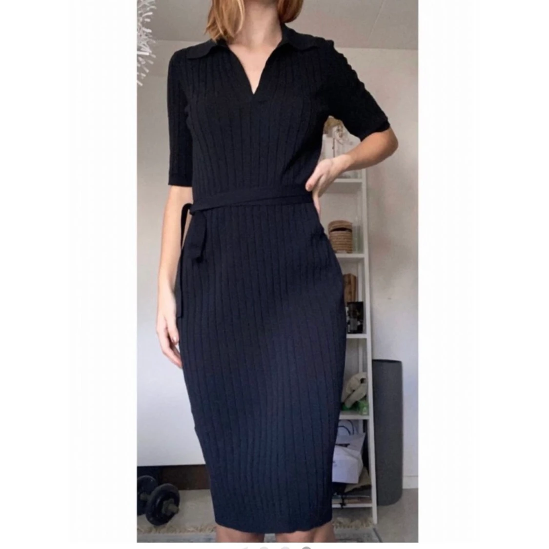 Mörkblå klänning - 91