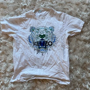 Kenzo T-shirt M - Kenzo T-shirt M